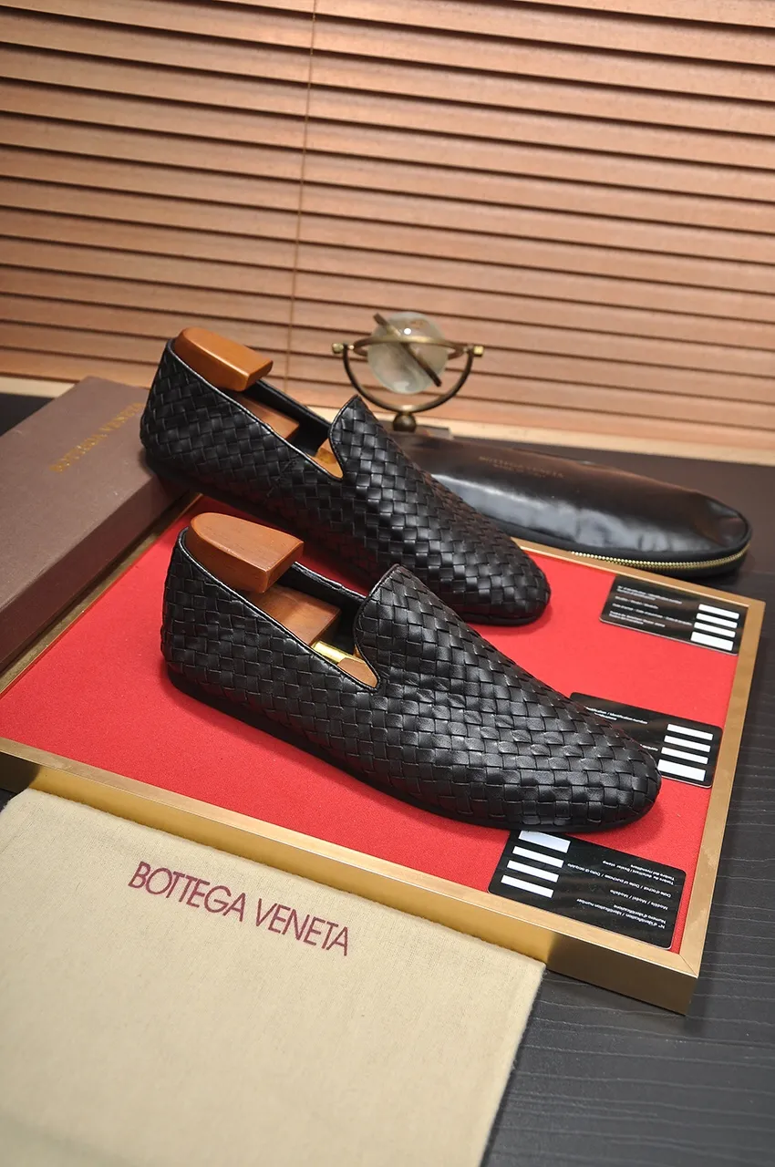 Men's shoes 💰460💶 [Botteg Venetta (BV)] (wallet shoes) exclusive new model official website new model The upper is made of high-quality top calfskin. Delicate feel and flowing luxurious texture. Tailored for refined men to create a noble aura. Delicate and regular Mark hand stitching. Smooth lines. Full sheepskin lining, comfortable to wash sweat. 38-44